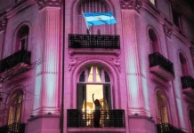 LA JUSTICIA ADVIRTIÓ A CRISTINA KIRCHNER QUE NUEVOS INCUMPLIMIENTOS PUEDEN REVOCAR SU PRISIÓN DOMICILIARIA