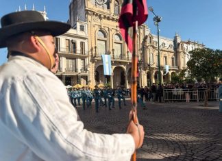 SALTA CONMEMORÓ EL 210° ANIVERSARIO DE LA INDEPENDENCIA ARGENTINA