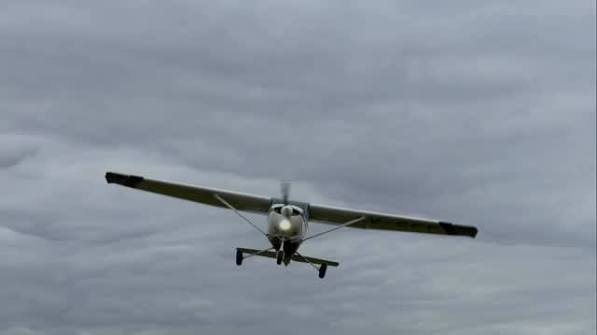 AVIONETA-