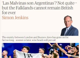 LA BANDERA POR MALVINAS EN EL MUNDIAL LOGRÓ REABRIR LA DISCUSIÓN DIPLOMÁTICA Y GENERÓ UNA NOTA EDITORIAL DEL DIARIO THE GUARDIAN
