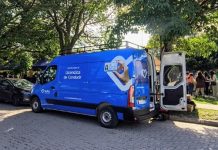 EL MÓVIL DE LICENCIAS SIGUE PRESTANDO SERVICIOS EN DISTINTOS BARRIOS