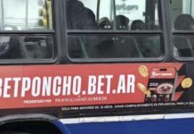 LA MUNICIPALIDAD ORDENÓ RETIRAR LA PUBLICIDAD DE APUESTAS EN COLECTIVOS DE SAETA
