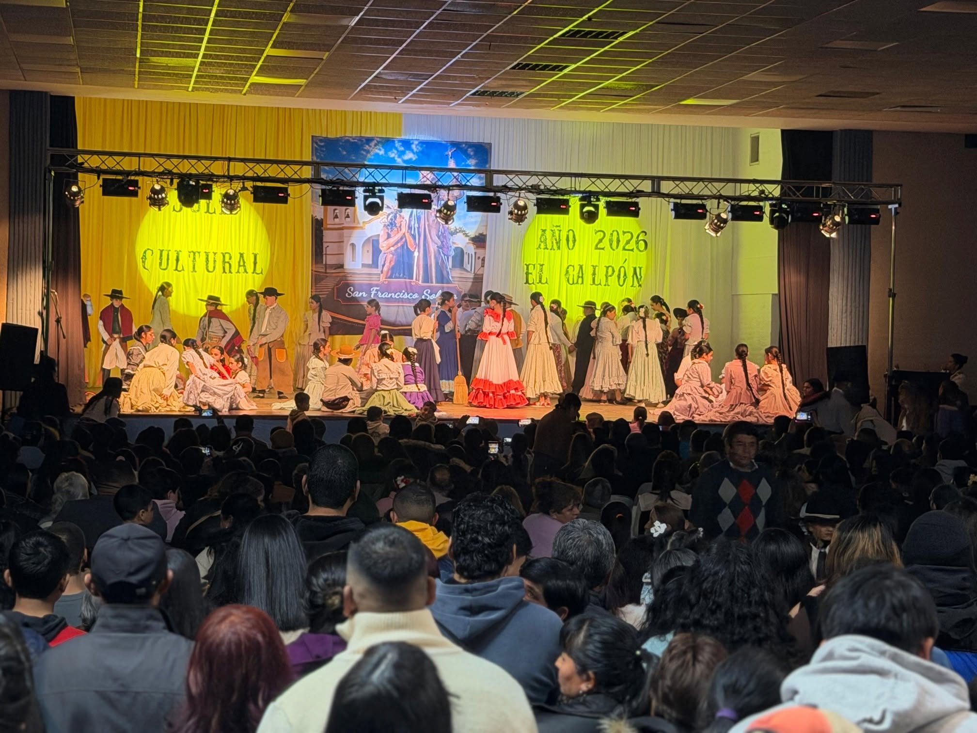SALON-CULTURAL-EL-GALPON