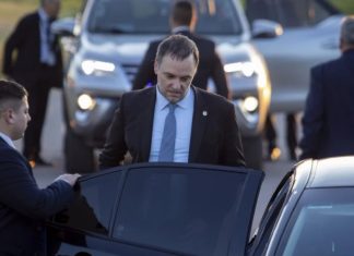 ADORNI AL BORDE DE LA INDAGATORIA: POLLICITA LO INTIMÓ A QUE EXPLIQUE SU CRECIMIENTO PATRIMONIAL