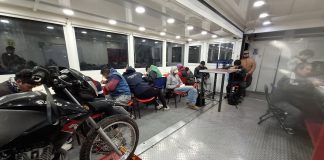 FORMACIÓN PARA EL TRABAJO: TRES COMISIONES YA SE CAPACITAN EN MECÁNICA DE MOTOS EN EL GALPÓN
