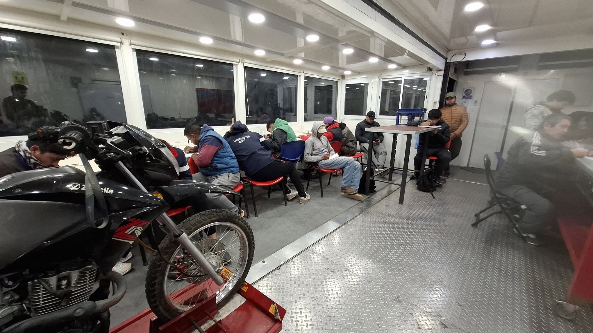 CAPACITACION-MOTOS-EL-GALPON