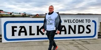 EDUARDO CANITROT: EL HÉROE DE GUERRA QUE VOLVIÓ A MALVINAS Y FLAMEÓ LA BANDERA ARGENTINA