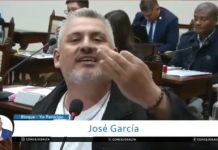 “SON TAN INTRASCENDENTES QUE SOLO REPITEN LO QUE LES MANDAN A DECIR LOS PECES GORDOS”