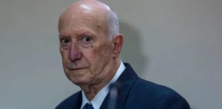 REVOCAN EL SOBRESEIMIENTO DE UN EXJEFE POLICIAL INVESTIGADO POR DELITOS DE LESA HUMANIDAD