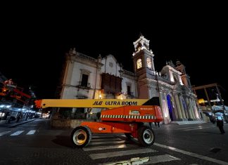 LA CATEDRAL SE PONE A PUNTO PARA EL MILAGRO CON UN AMBICIOSO PLAN DE ILUMINACIÓN