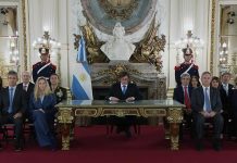 MILEI EN CADENA NACIONAL: CREACIÓN DE UNA BASE NAVAL EN TIERRA DEL FUEGO Y AMENAZAS DE SANCIONES POR LA EXPLOTACIÓN PETROLERA EN MALVINAS