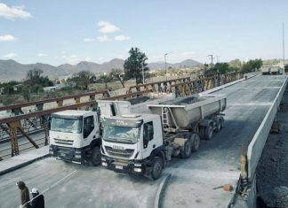 NUEVO PUENTE SOBRE EL RÍO VAQUEROS: EXITOSA PRUEBA DE CARGA Y AVANCES HACIA LA ETAPA FINAL