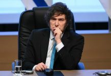 EL RIESGO PAÍS SE DISPARÓ Y CAYERON LOS BONOS