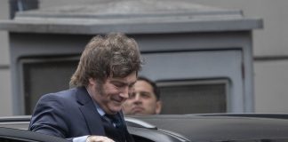 MILEI DIJO QUE AHORA OLIVOS ES UNA BASE MILITAR Y QUE DEPORTÓ 30 MIL TERRORISTAS