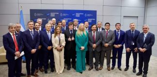 ARGENTINA WEEK: EN PARÍS SÁENZ PARTICIPÓ DE UNA REUNIÓN CON EL PRESIDENTE MILEI Y GOBERNADORES