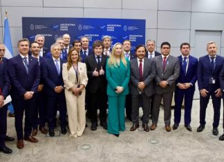 ARGENTINA WEEK: EN PARÍS SÁENZ PARTICIPÓ DE UNA REUNIÓN CON EL PRESIDENTE MILEI Y GOBERNADORES