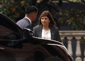 BULLRICH DIJO QUE VERÁ CÓMO LLEGA MILEI AL 2027 PARA DECIDIR SI SE LANZA A PRESIDENTA