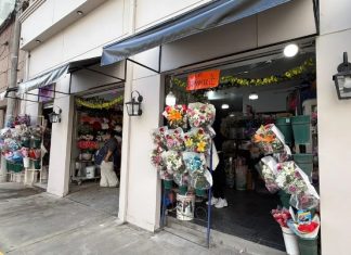 RENOVARON LA ESQUINA DE LAS FLORES: “MÁS GENTE ENTRA Y HACE COMPRAS”