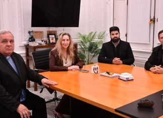 KARINA APUESTA AL OBISPO COLOMBO PARA ATENUAR LAS CRÍTICAS DE GARCÍA CUERVA ANTES DE LA VISITA DEL PAPA
